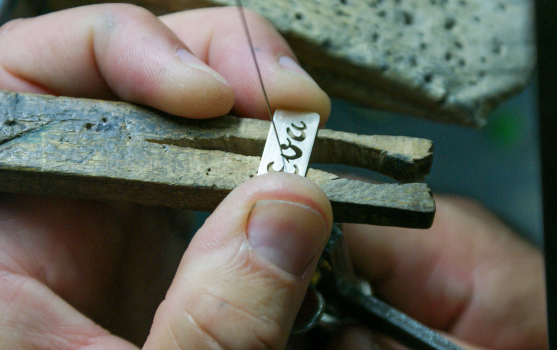 Recorte de chapa de prata